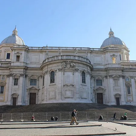 With Independent Entrance - Termini/aquarium Penzion 3*